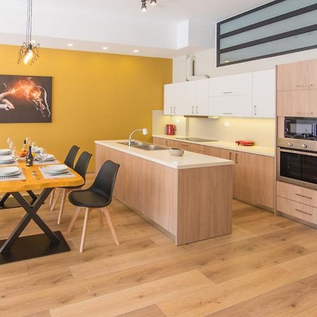 Family Luxury Apartment Chania  Exteriör bild